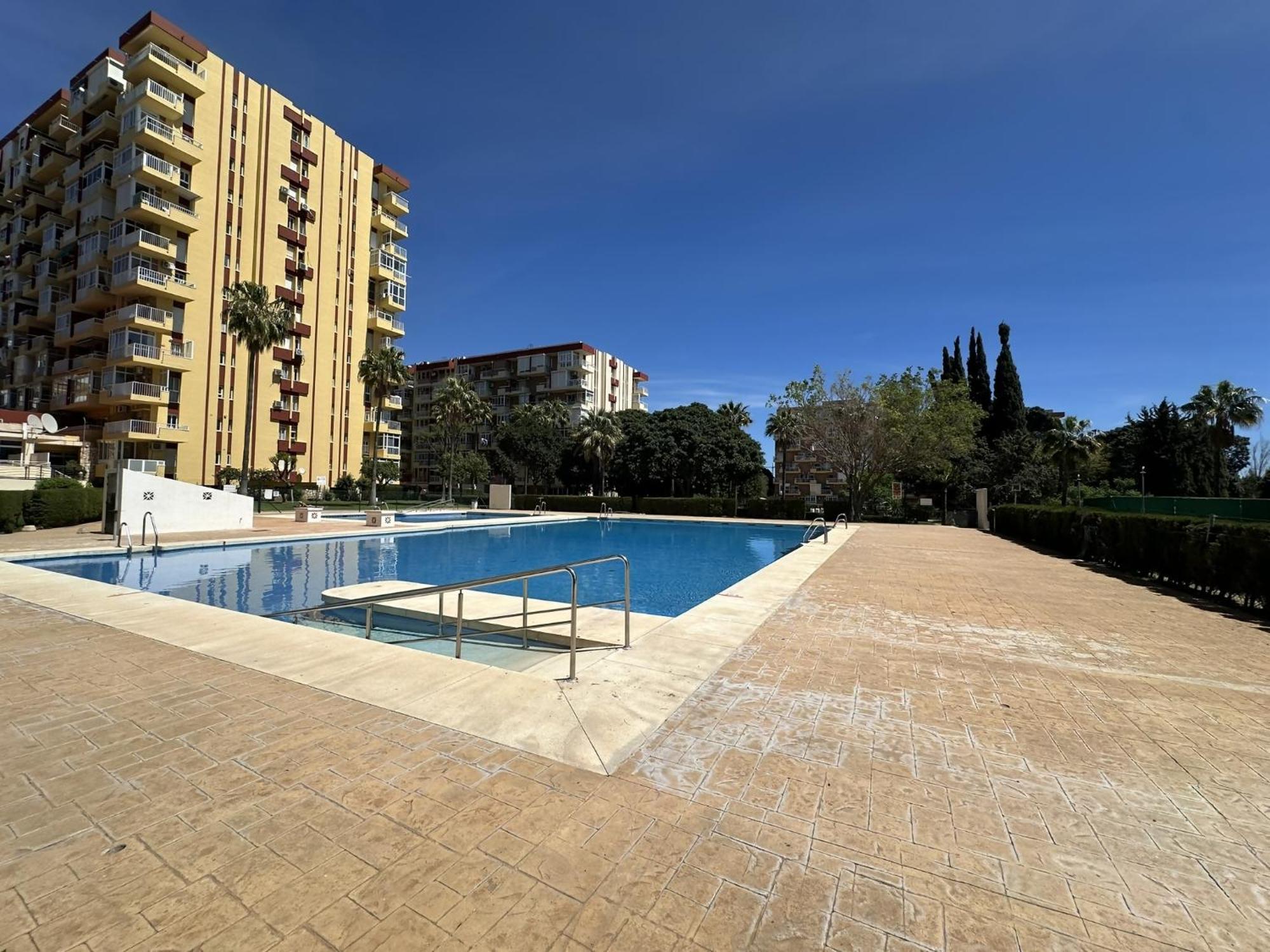 Estudio Agata Con Piscina A 800M De La Playa Benalmadena Exterior photo