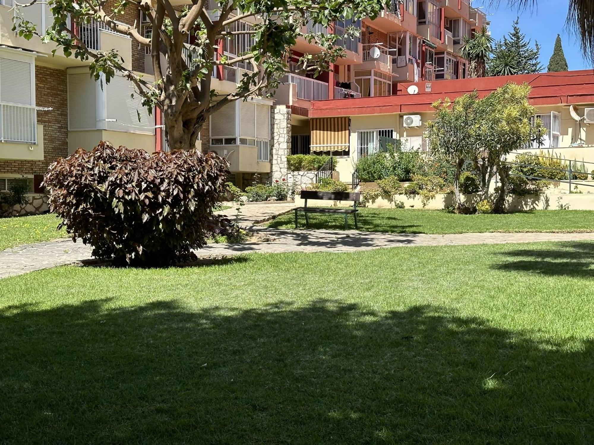 Estudio Agata Con Piscina A 800M De La Playa Benalmadena Exterior photo